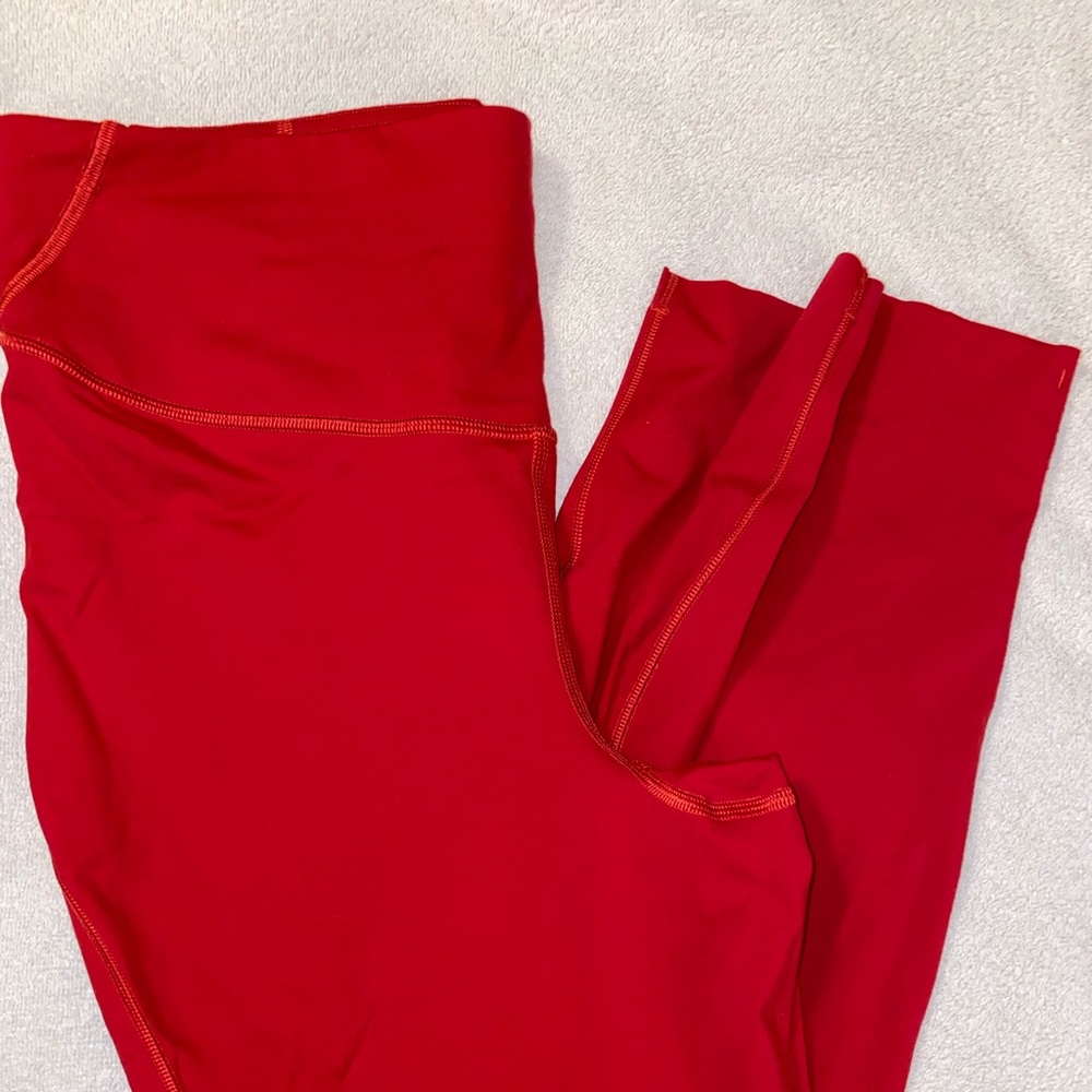 Lululemon Base pace size 12